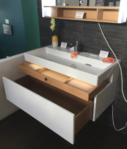 Тумба под раковину подвесная Jacob Delafon Terrace 100 см черный лак EB1187-274 (детальная фотография), 100 см