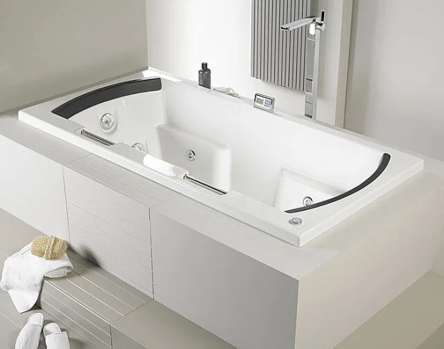 Ванна гидромассажная Riho Thermae Line BZ15 Lisa 180 x 90 см (детальная фотография), 180х90