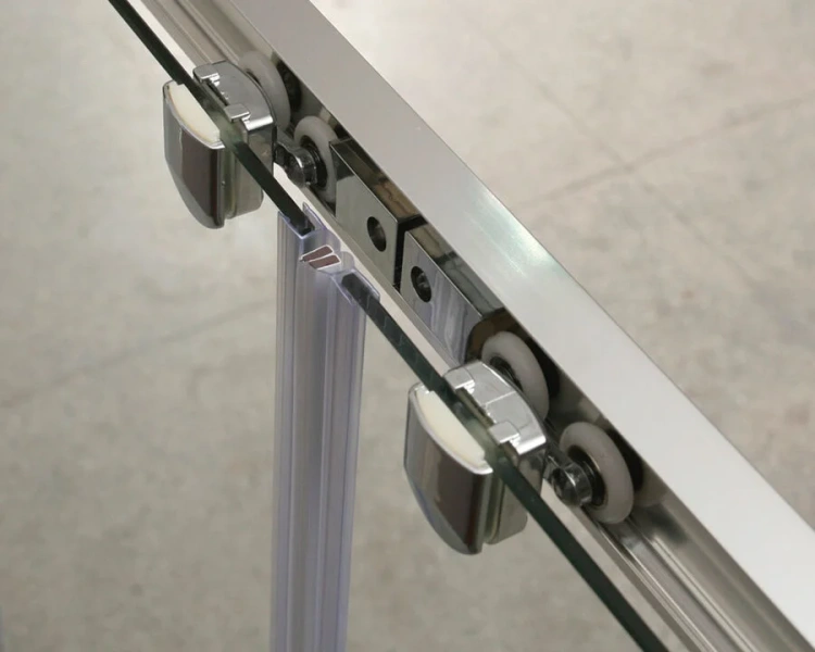 Душевой уголок BelBagno Unique 125х90 см стекло прозрачное UNIQUE-AH-1-110/125-90-C-Cr (детальная фотография), хром