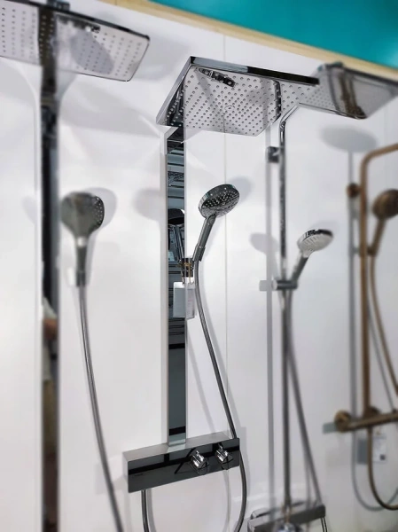Душевая стойка Hansgrohe ShowerTablet хром 27361000 (детальная фотография), с термостатом