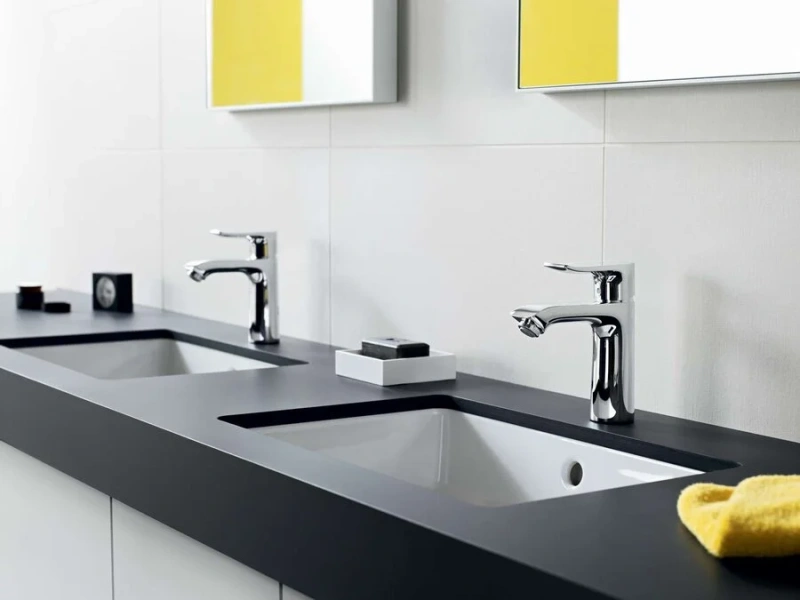 Смеситель для раковины Hansgrohe Metris со сливным гарнитуром 31088000 (детальная фотография), с донным клапаном