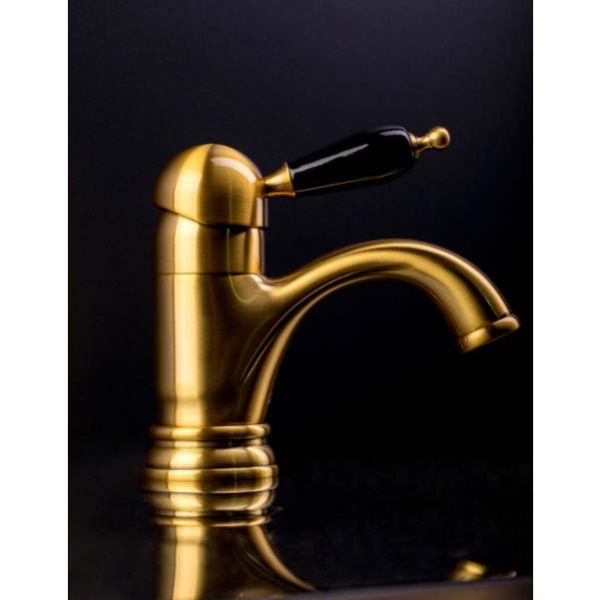 Смеситель для раковины Boheme Medici Ripresa бронза ручка черная 301-BLC (детальная фотография), классические, ретро, с элементами керамики, декорированные