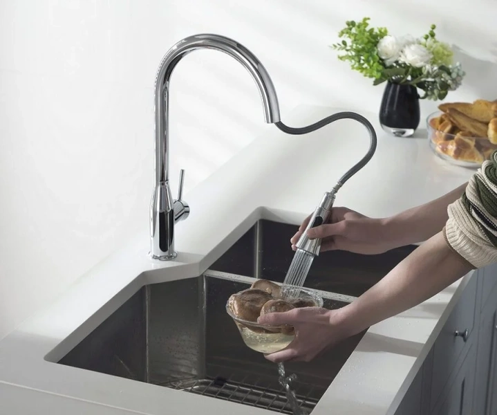 Смеситель для кухни хром Timo Saona 2336/00FL (детальная фотография), хром