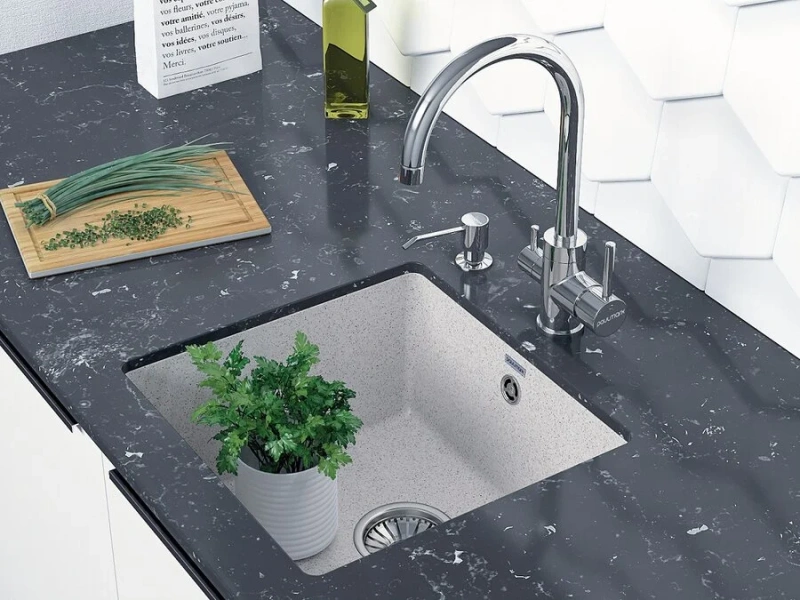 Смеситель для кухни Paulmark Essen хром Es213211-CR (детальная фотография), в наличии