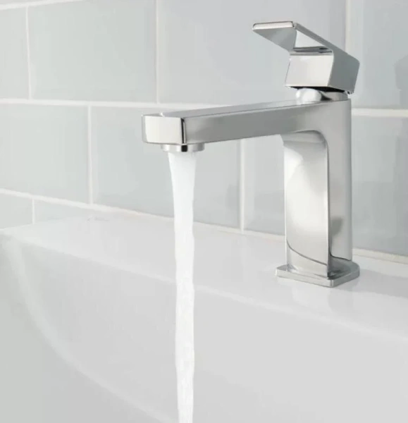 Смеситель для раковины Ideal Standard Edge хром A7104AA (детальная фотография), современные, hi-tech