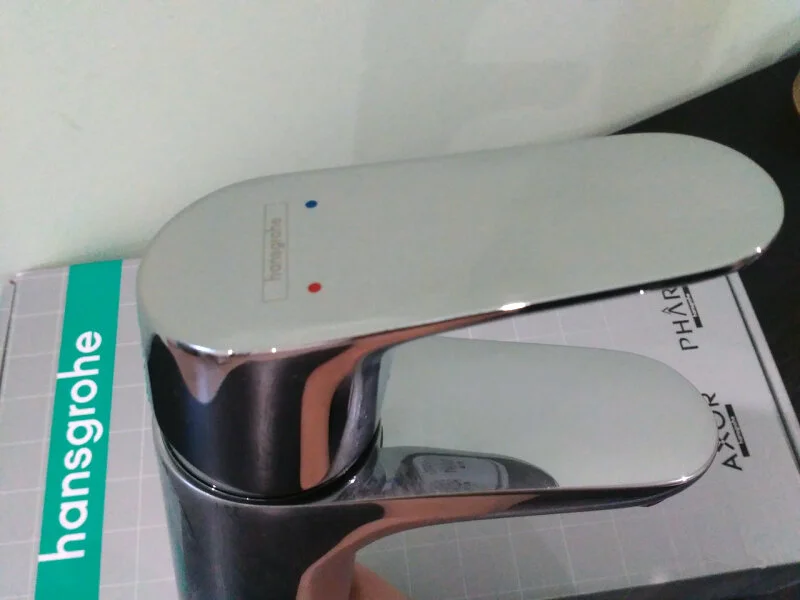 Смеситель для раковины Hansgrohe Focus E2 без донного клапана 31733000 (детальная фотография), на раковину