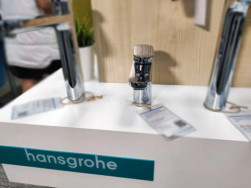 Смеситель для раковины Hansgrohe Vernis Blend со сливным гарнитуром, хром 71551000 (детальная фотография), с 1 монтажным отверстием