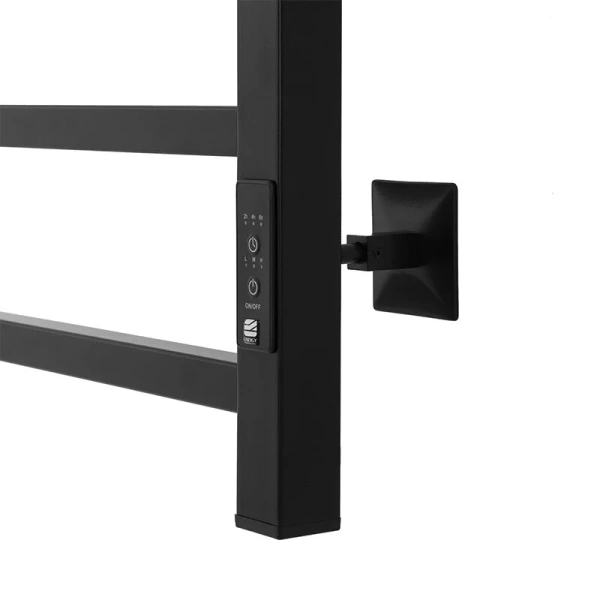 Полотенцесушитель электрический Energy Cube 40x70 см черный матовый EETR0CUBE07040R905M (детальная фотография), электрические с наружной вилкой, электрические скрытого подключения, правое подключение