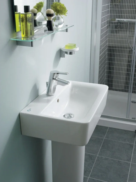 Раковина Ideal Standard Connect E7945 60 см с переливом (детальная фотография), керамические