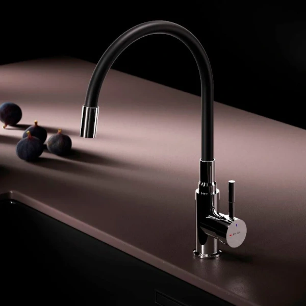 Смеситель для кухни Am.Pm X-Joy S хром/черный F85B07602 (детальная фотография), на мойку, на столешницу
