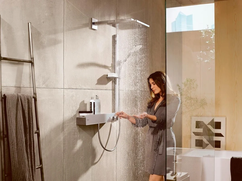 Смеситель для душа Hansgrohe ShowerTablet Select 13108 термостатический (детальная фотография), хром