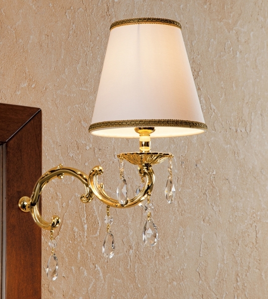 Светильник для ванной, крепление на раму, абажур белого цвета, фурнитура золото, La Beaute LU10B.ORS (детальная фотография)