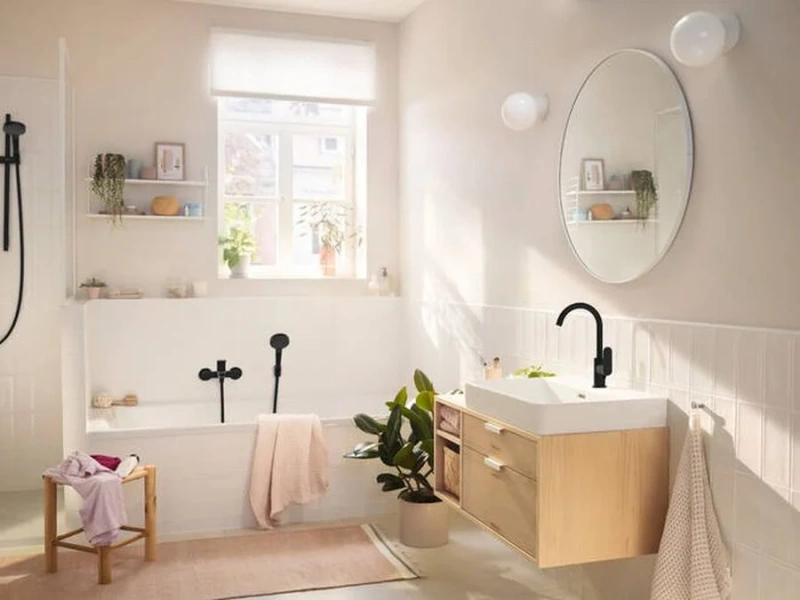 Смеситель для раковины Hansgrohe Rebris черный матовый 72536670 (детальная фотография), высокие, округлая форма, с донным клапаном