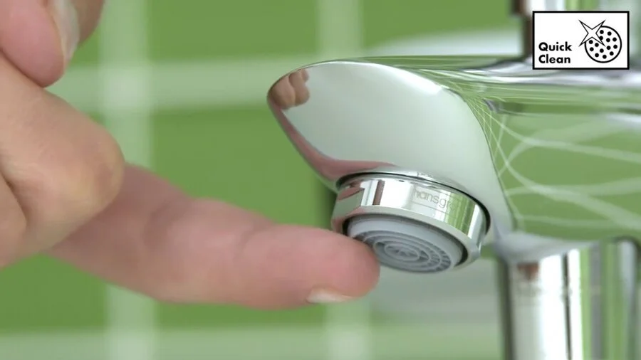 Смеситель для ванны Hansgrohe Novus Loop фиксированный излив 71340000 (детальная фотография), хром