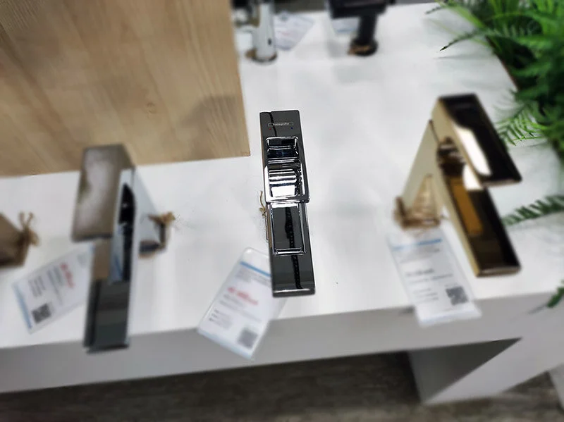 Смеситель для раковины Hansgrohe Metropol однорычажный 74506000 (детальная фотография), хром