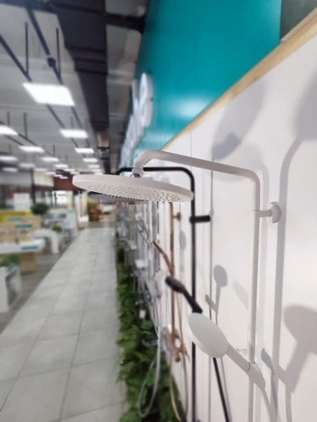 Душевая стойка Hansgrohe Croma Select S белая матовая 26890700 (детальная фотография), с термостатом