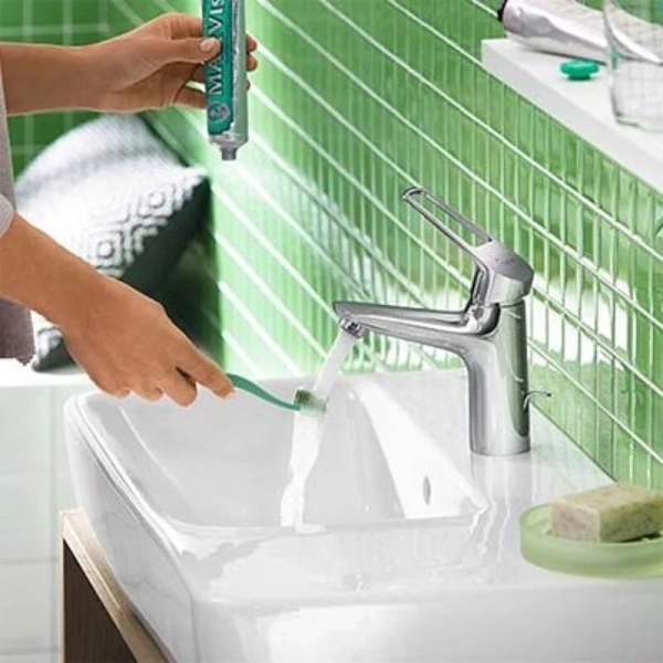 Смеситель для раковины Hansgrohe Novus Loop хром 71081000 (детальная фотография), современные, hi-tech