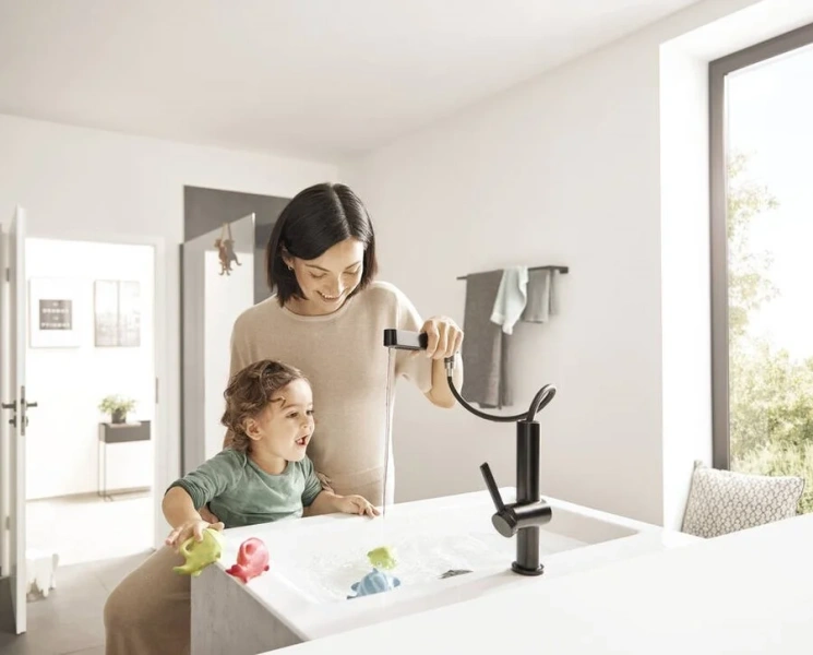 Смеситель для раковины Hansgrohe Finoris черный матовый 76063670 (детальная фотография), в наличии