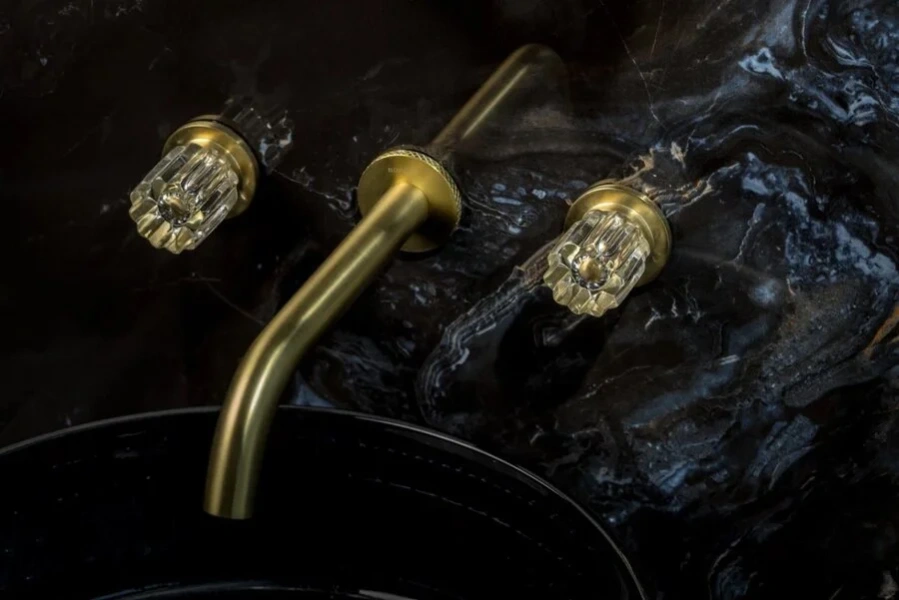 Смеситель для раковины Boheme Elegante золото матовое 152-2-MG-EL (детальная фотография), золото