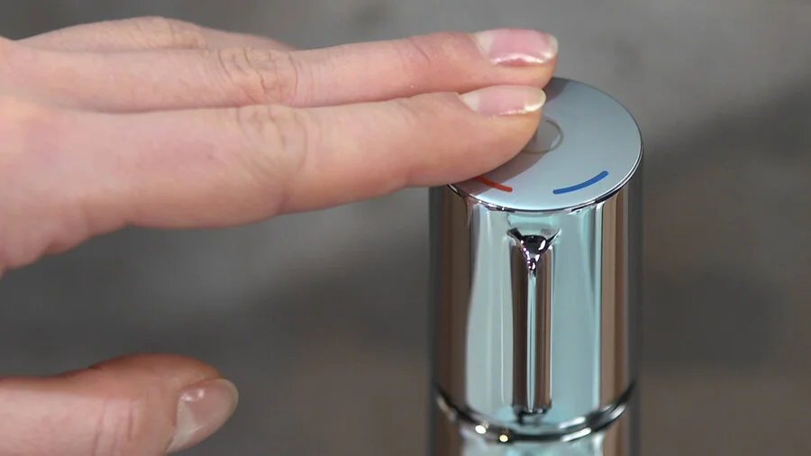 Смеситель для раковины Hansgrohe Talis Select S латунь 72045000 (детальная фотография), однорычажные, двухрычажные