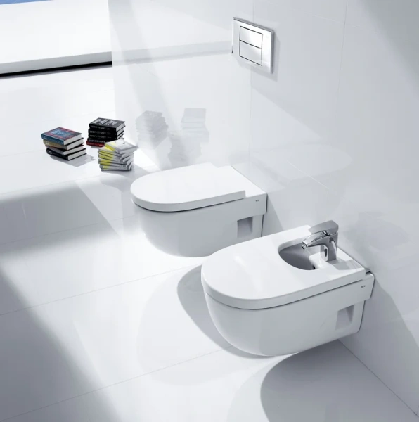 Биде подвесное Roca Meridian-N с горизонтальным выпуском 357245000 (детальная фотография), белые