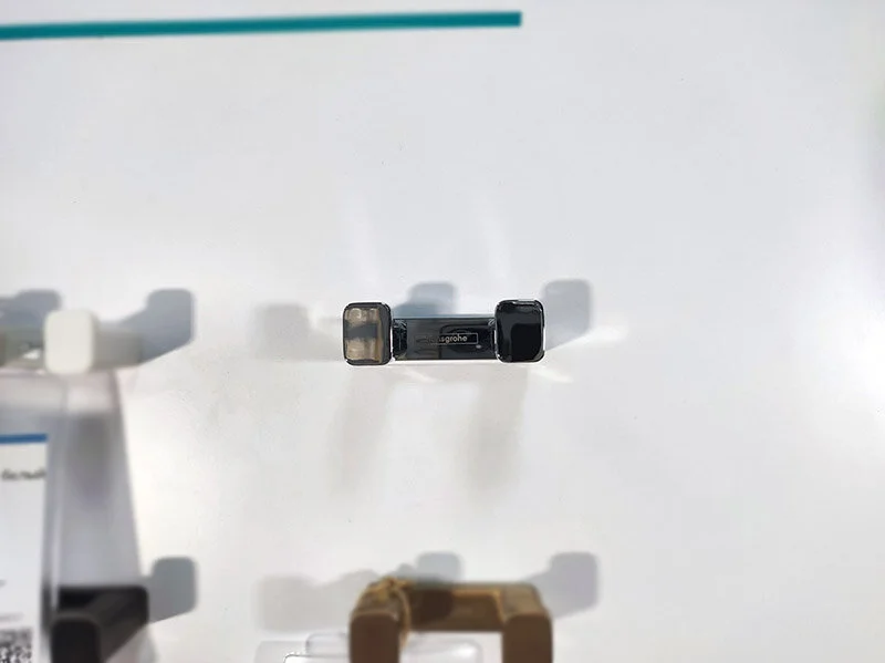 Крючок для ванной Hansgrohe AddStoris 41755 двойной (детальная фотография), металлические