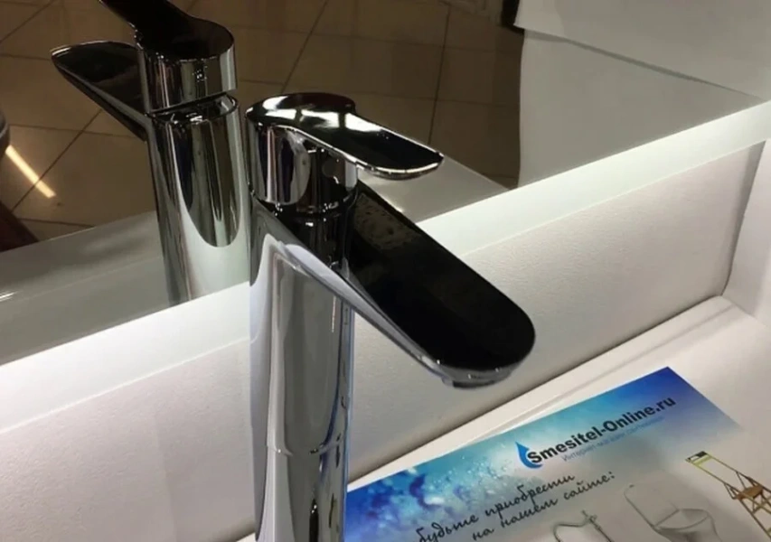 Смеситель для раковины Grohe BauEdge 23761000 (детальная фотография), современные, hi-tech