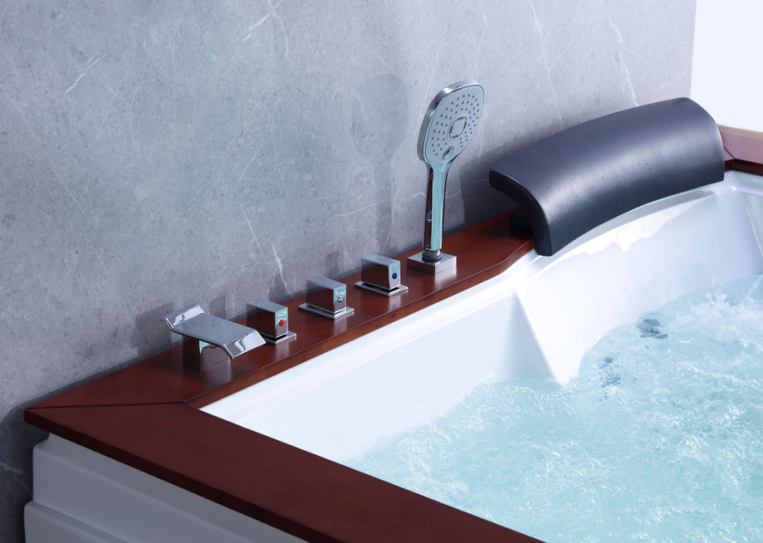 Ванна акриловая правосторонняя Gemy G9052 II O R (детальная фотография), белые