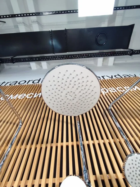 Душевая стойка Am.Pm X-Joy F0785A7 с коротким изливом (детальная фотография) index_1