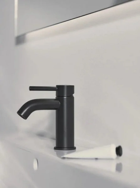 Смеситель для раковины Ideal Standard Ceraline черный матовый BC268XG (детальная фотография), современные, hi-tech