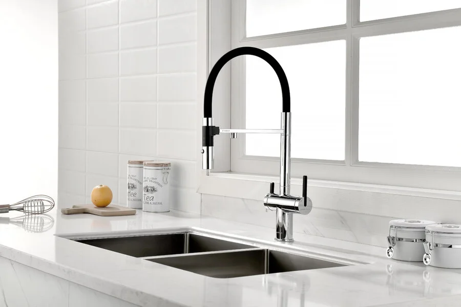 Смеситель для питьевой воды Paulmark Gravity хром Gr213888-CR (детальная фотография), современные, hi-tech