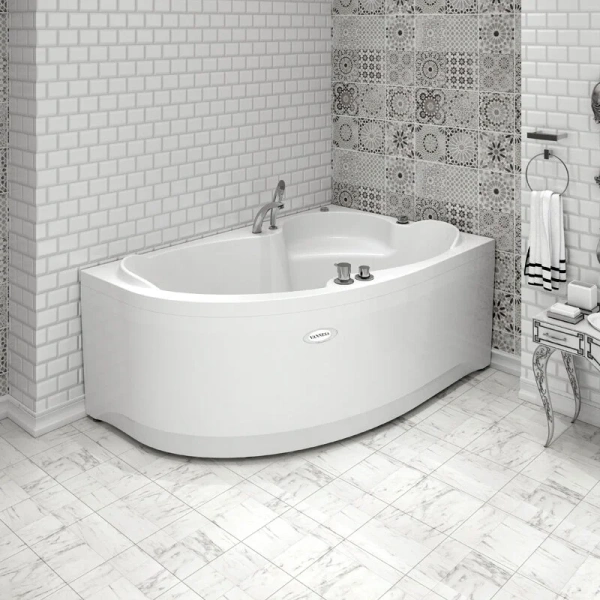 Акриловая ванна Радомир Ирма 2-78-0-1-9-217/2-78-0-2-9-217, 169 x 110 см, L/R, фронтальный экран, каркас в комплекте, белая (детальная фотография), угловые, приставные, встраиваемые