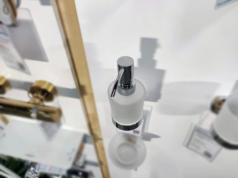 Дозатор для мыла Hansgrohe Logis Universal хром 41714000 (детальная фотография), настенные