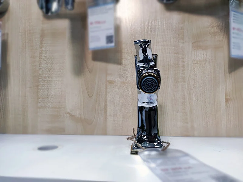 Смеситель для биде Hansgrohe Metropol Classic хром/золото 31320090 (детальная фотография), на биде