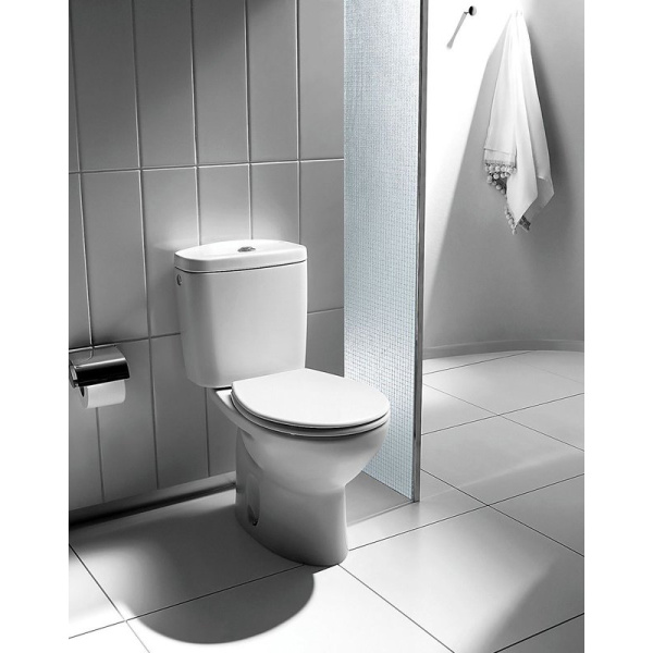 Унитаз компакт Roca Victoria 342399000 горизонтальный выпуск (детальная фотография), с бачком