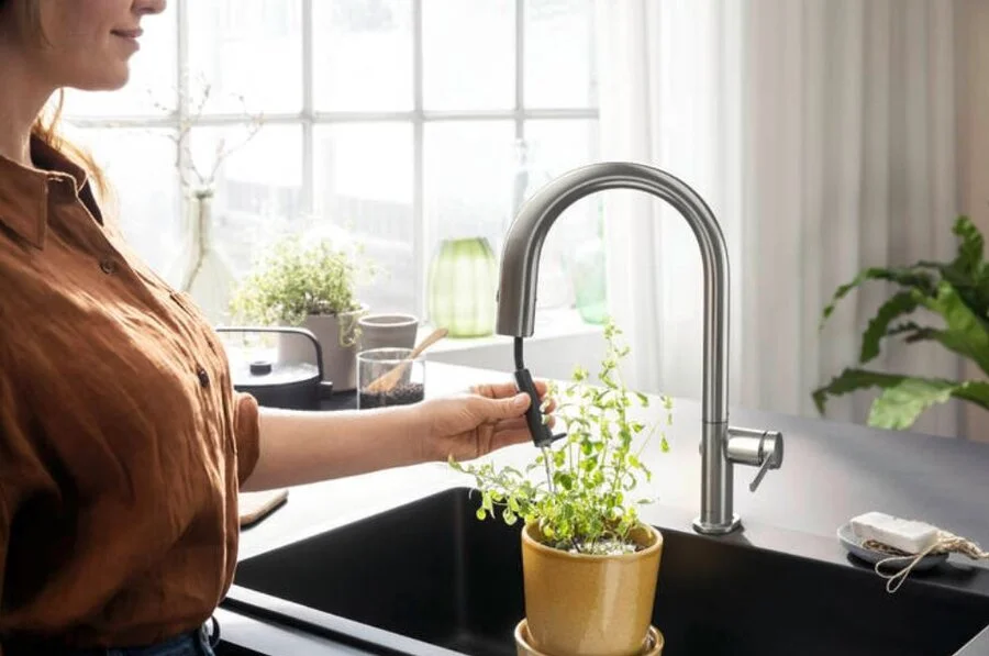 Смеситель для кухни Hansgrohe Aqittura сталь 76803800 (детальная фотография), другие