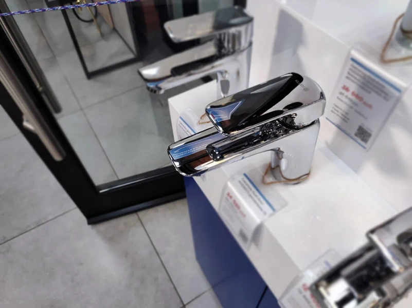 Смеситель для раковины Kludi Ameo однорычажный 410230575 (детальная фотография), хром