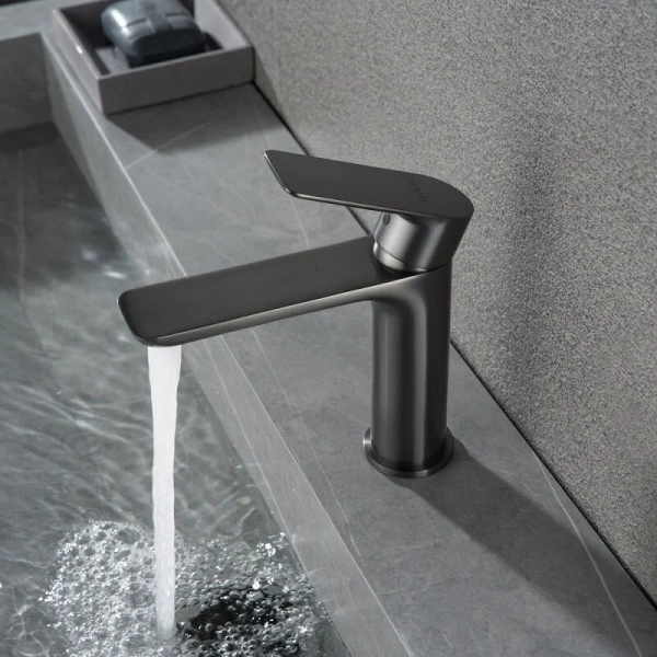 Смеситель для раковины Black&White Universe черный матовый 8301BUK (детальная фотография), современные, hi-tech