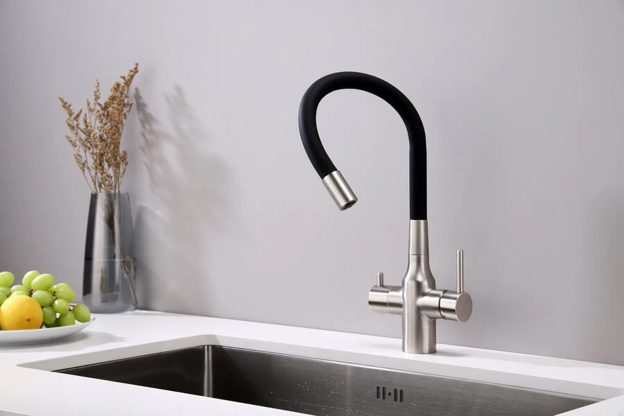 Смеситель для кухни Paulmark Salix никель/черный Sa213419-NI (детальная фотография), на мойку, на столешницу