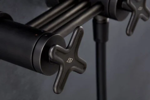 Шланг для душа Jacob Delafon Nouvelle Vague черный матовый E24519-BLV (детальная фотография), современные, hi-tech