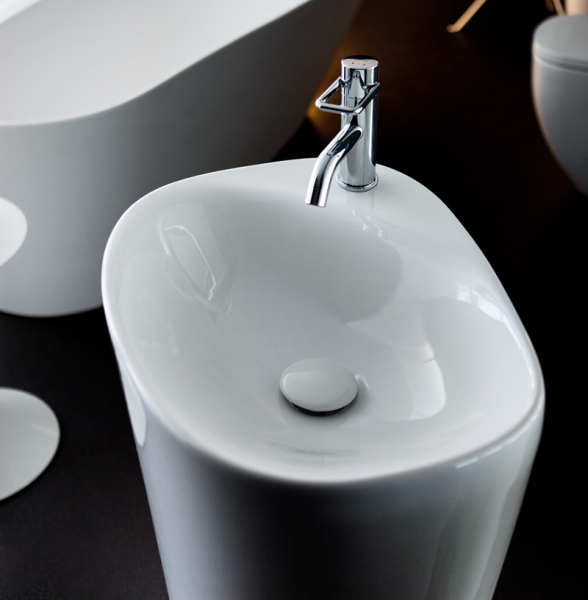 Раковина напольная Laufen Palomba 55 см с покрытием LCC 8.1180.3.400.104.1 (детальная фотография), современные, hi-tech