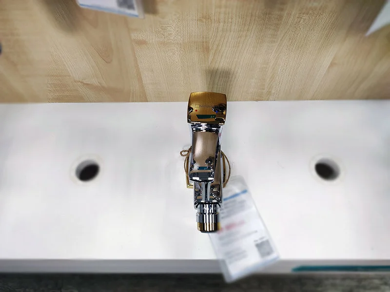 Смеситель для биде Hansgrohe Metropol Classic хром/золото 31320090 (детальная фотография), с 1 монтажным отверстием
