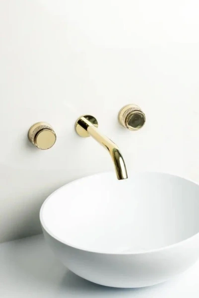 Смеситель для раковины Boheme Aura золото 152-2-G-A (детальная фотография), классические, ретро, с кристаллами swarovski, с элементами стекла, декорированные