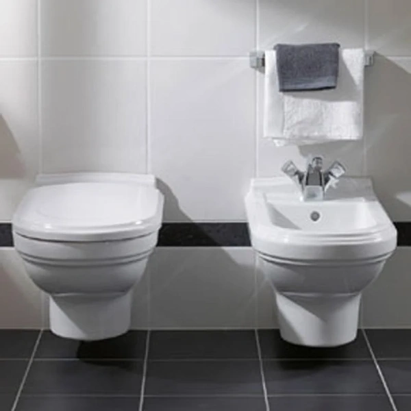 Унитаз подвесной Villeroy & Boch Hommage альпийский белый 6661B0R1 (детальная фотография), с горизонтальным, прямым выпуском, с прямым выпуском