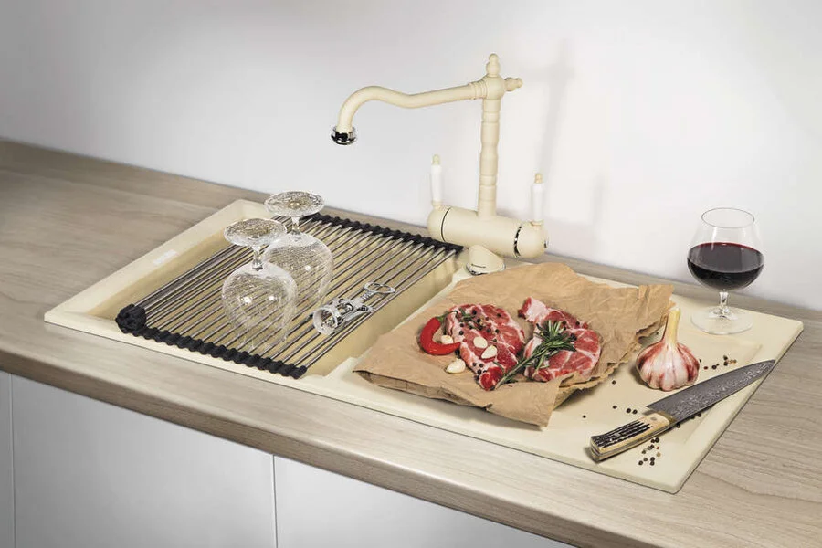 Смеситель для кухни Omoikiri Amagasaki-GB графит 4994362 (детальная фотография), высокие, округлая форма, для питьевой воды с фильтром