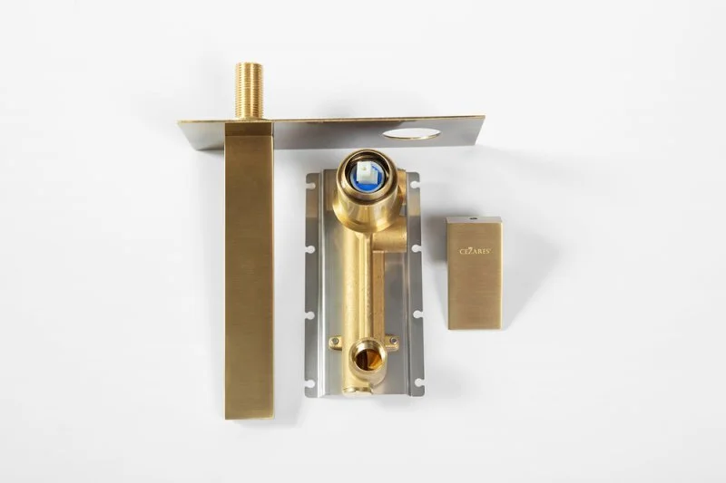 Смеситель для раковины Cezares Unika встраиваемый, бронза UNIKA-BLI1-02 (детальная фотография), скрытого монтажа, встраиваемые в стену