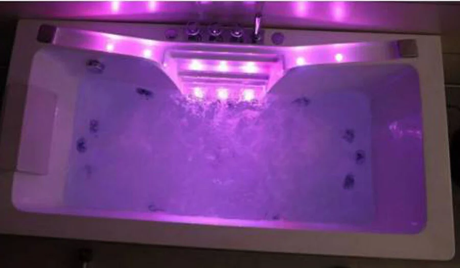 Ванна гидромассажная Frank F150, пристенная, 170 x 85 x 60 см, 201099898 (детальная фотография), современныe, hi-tech