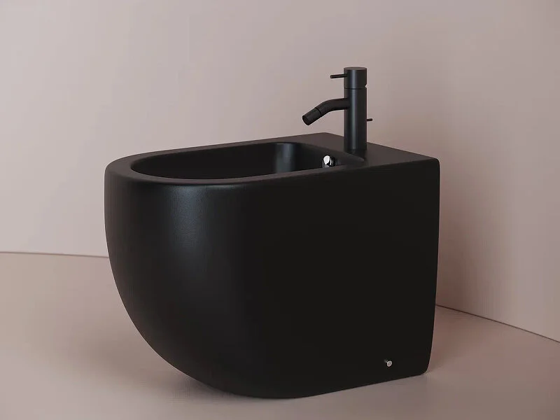 Биде напольное Ceramica Nova Metropol черное CN4005MB (детальная фотография), напольные, приставные