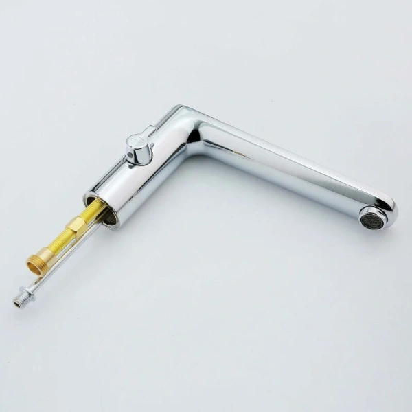 Смеситель для ванны Акватек Ника хром AQ1848CR (детальная фотография), современные, hi-tech