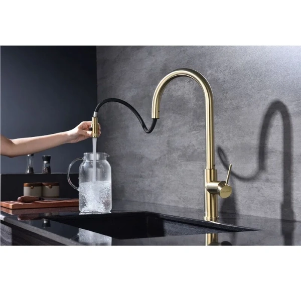 Смеситель для питьевой воды Paulmark Galant cветлое брашированное золото Ga213077-SBG (детальная фотография), однорычажные, двухрычажные